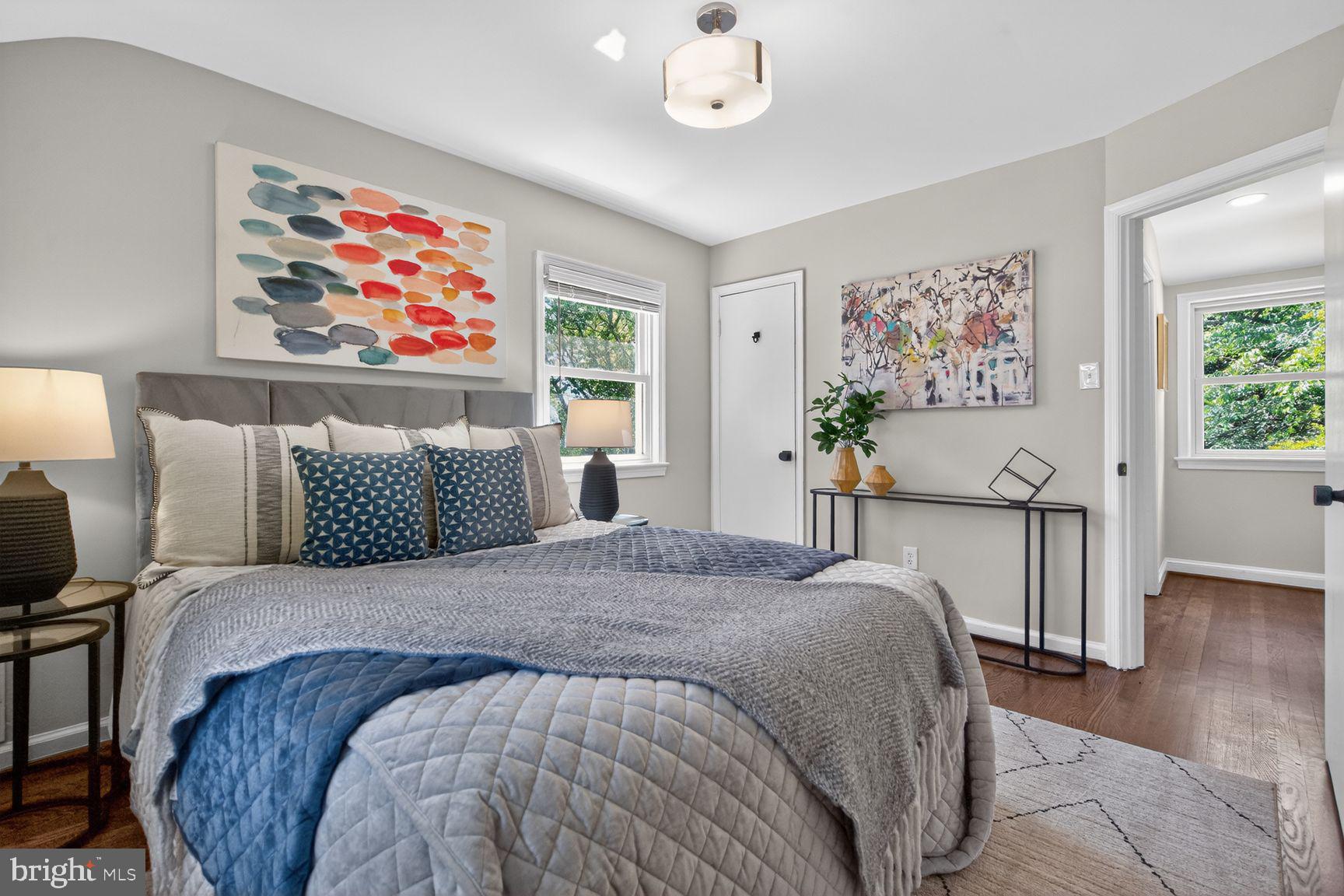 NORTH KENSINGTON - Residential