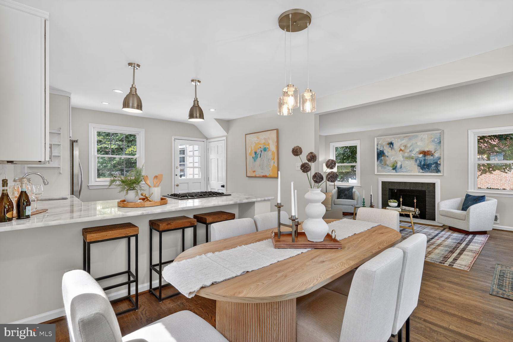 NORTH KENSINGTON - Residential
