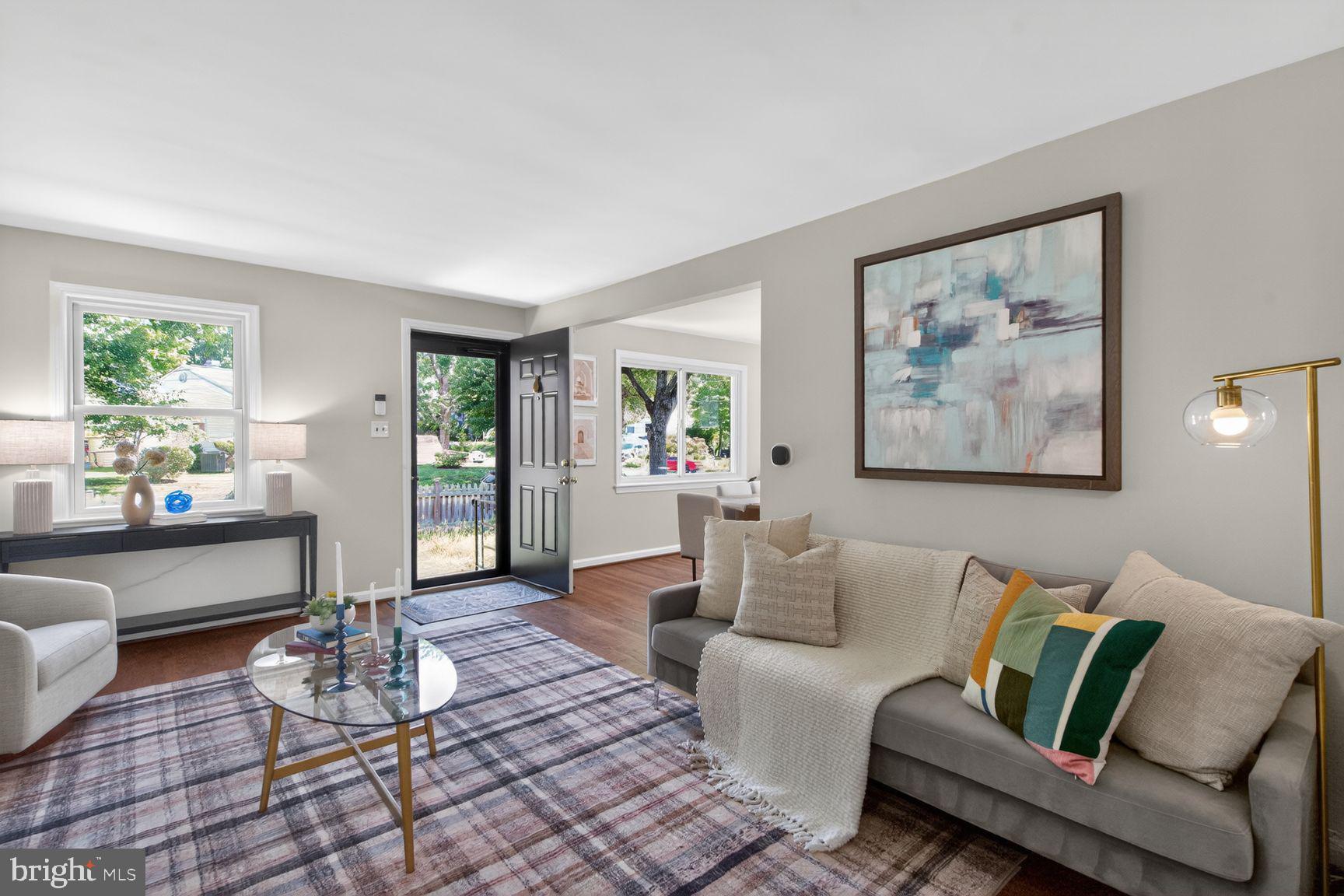NORTH KENSINGTON - Residential