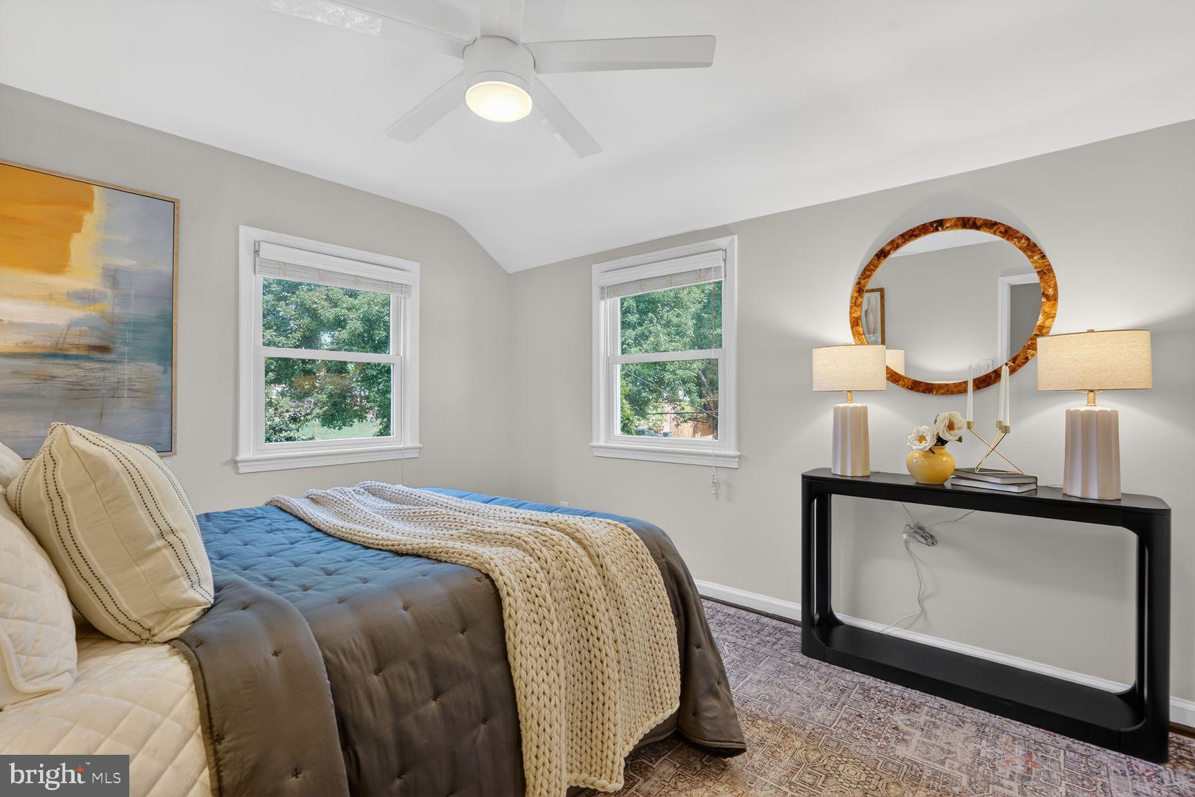 NORTH KENSINGTON - Residential