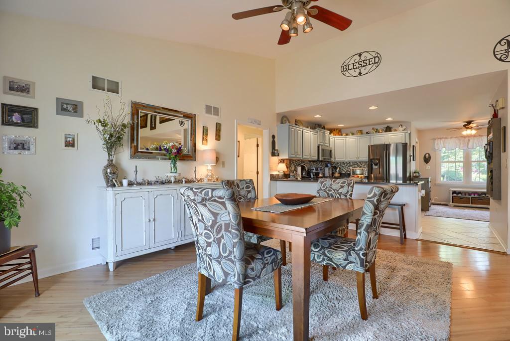 FALCON RIDGE - Residential
