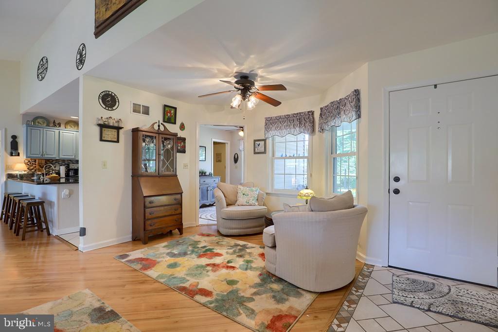 FALCON RIDGE - Residential