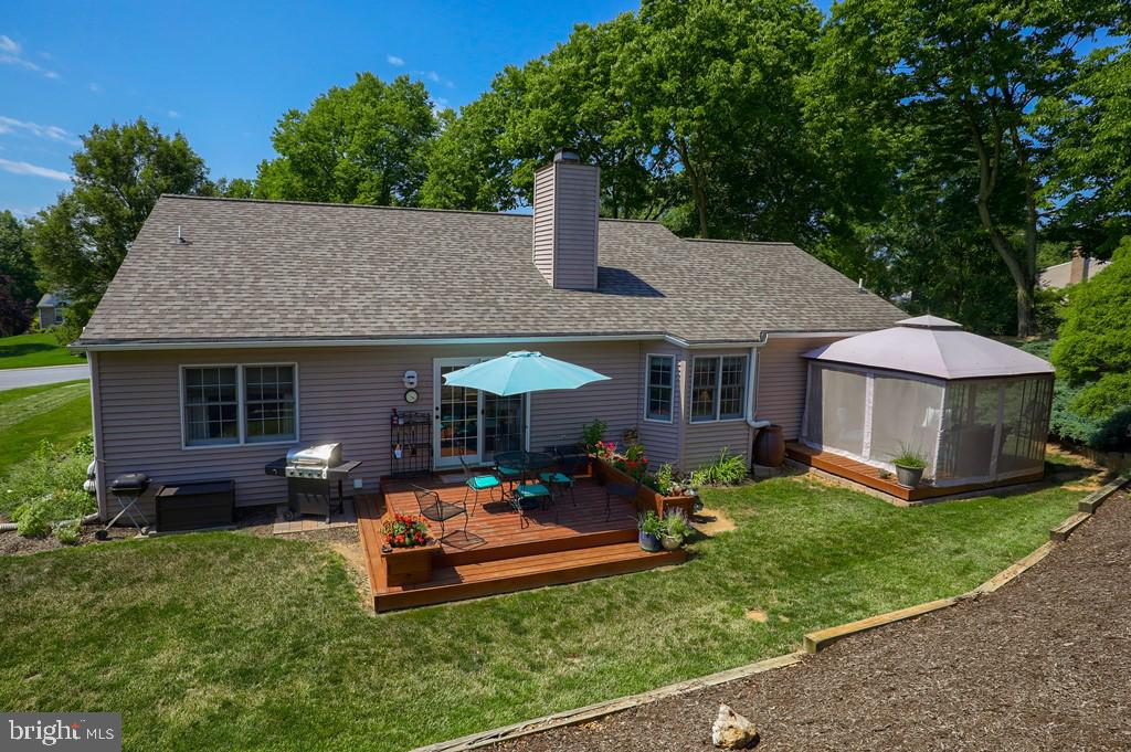FALCON RIDGE - Residential