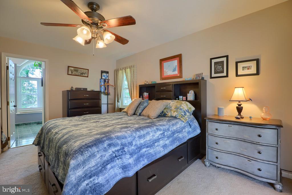FALCON RIDGE - Residential