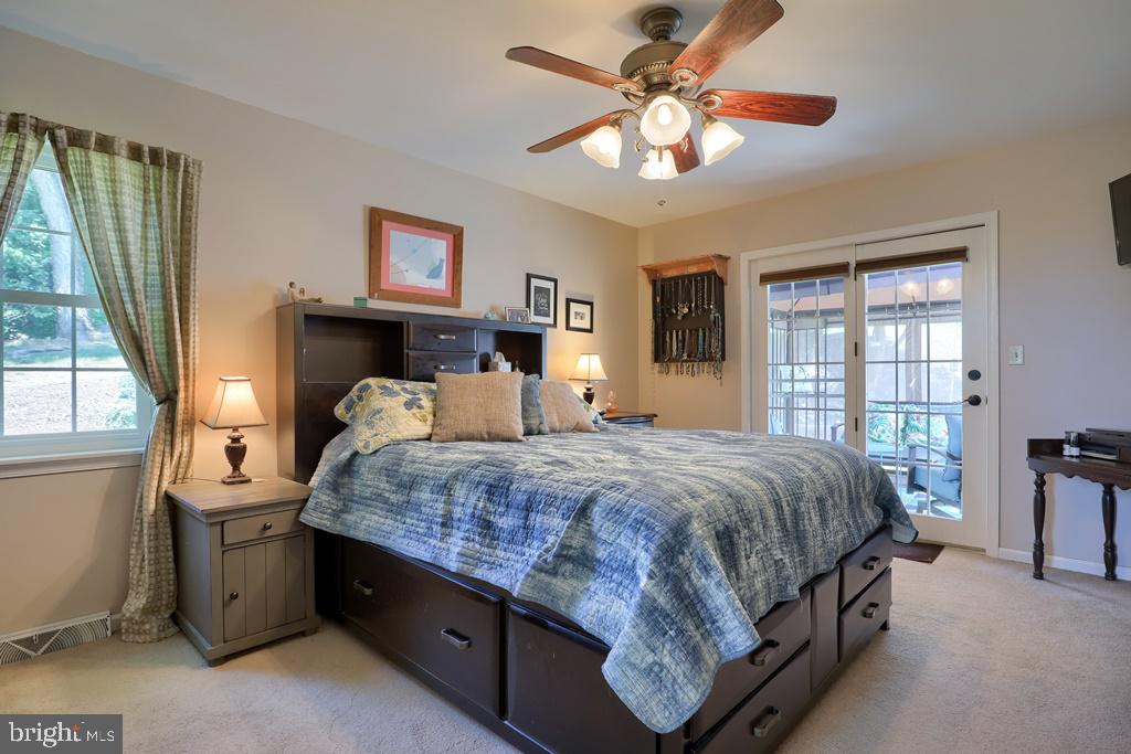 FALCON RIDGE - Residential