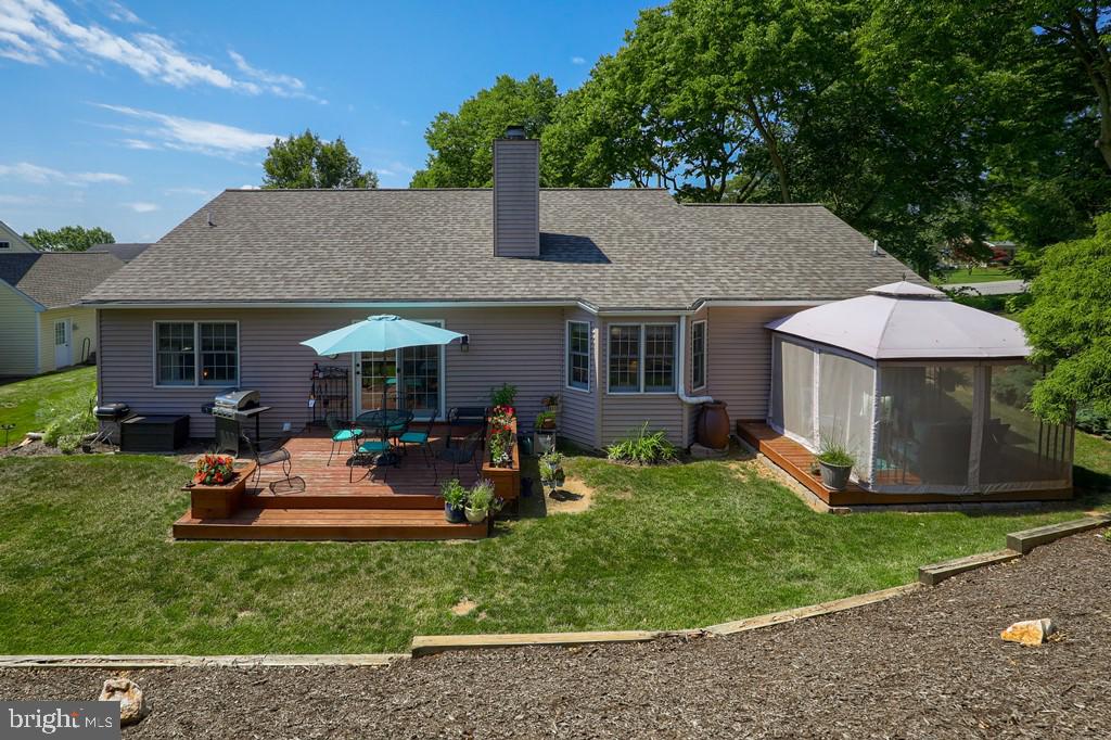 FALCON RIDGE - Residential