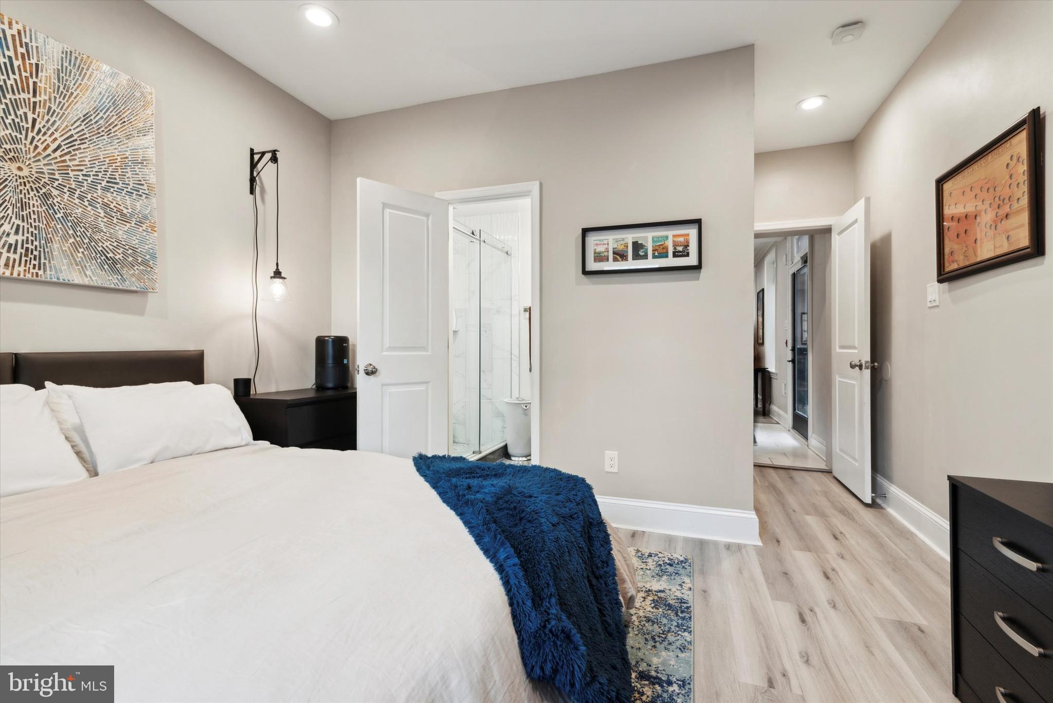 FAIRMOUNT - Residential Lease