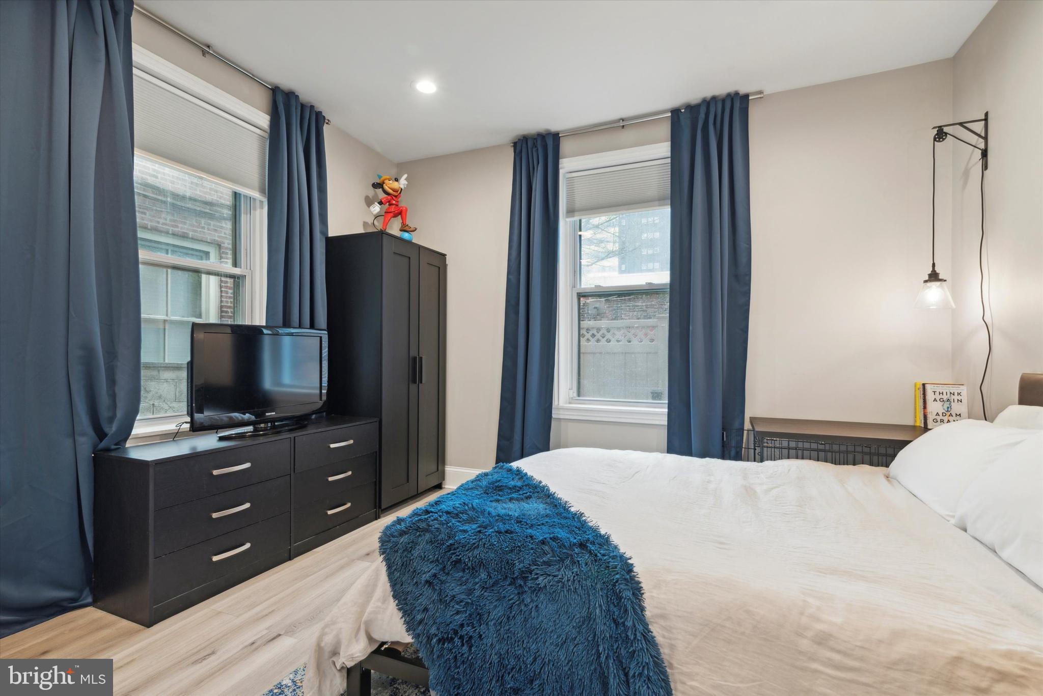 FAIRMOUNT - Residential Lease