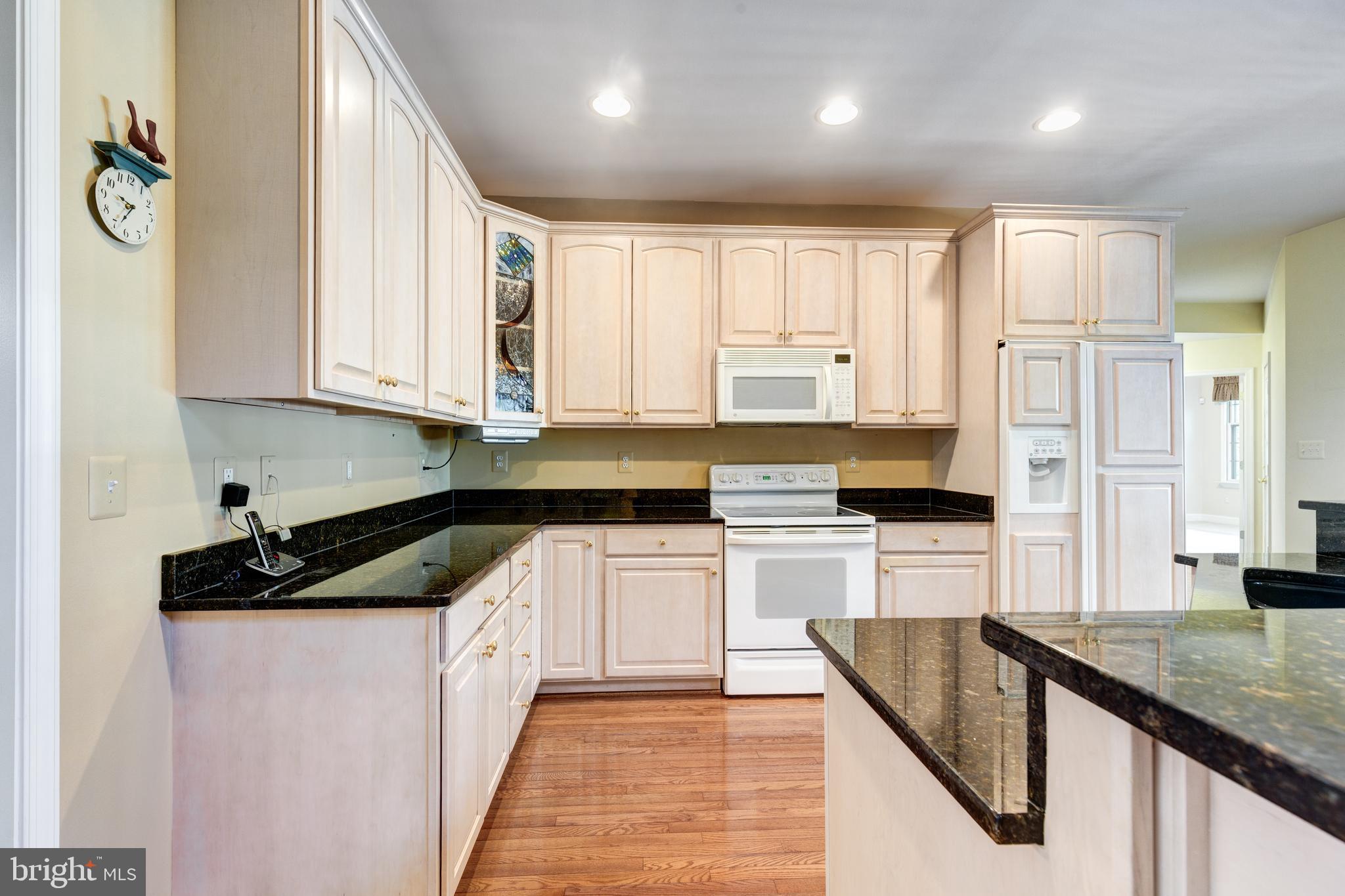 CLIVEDEN REACH - Residential