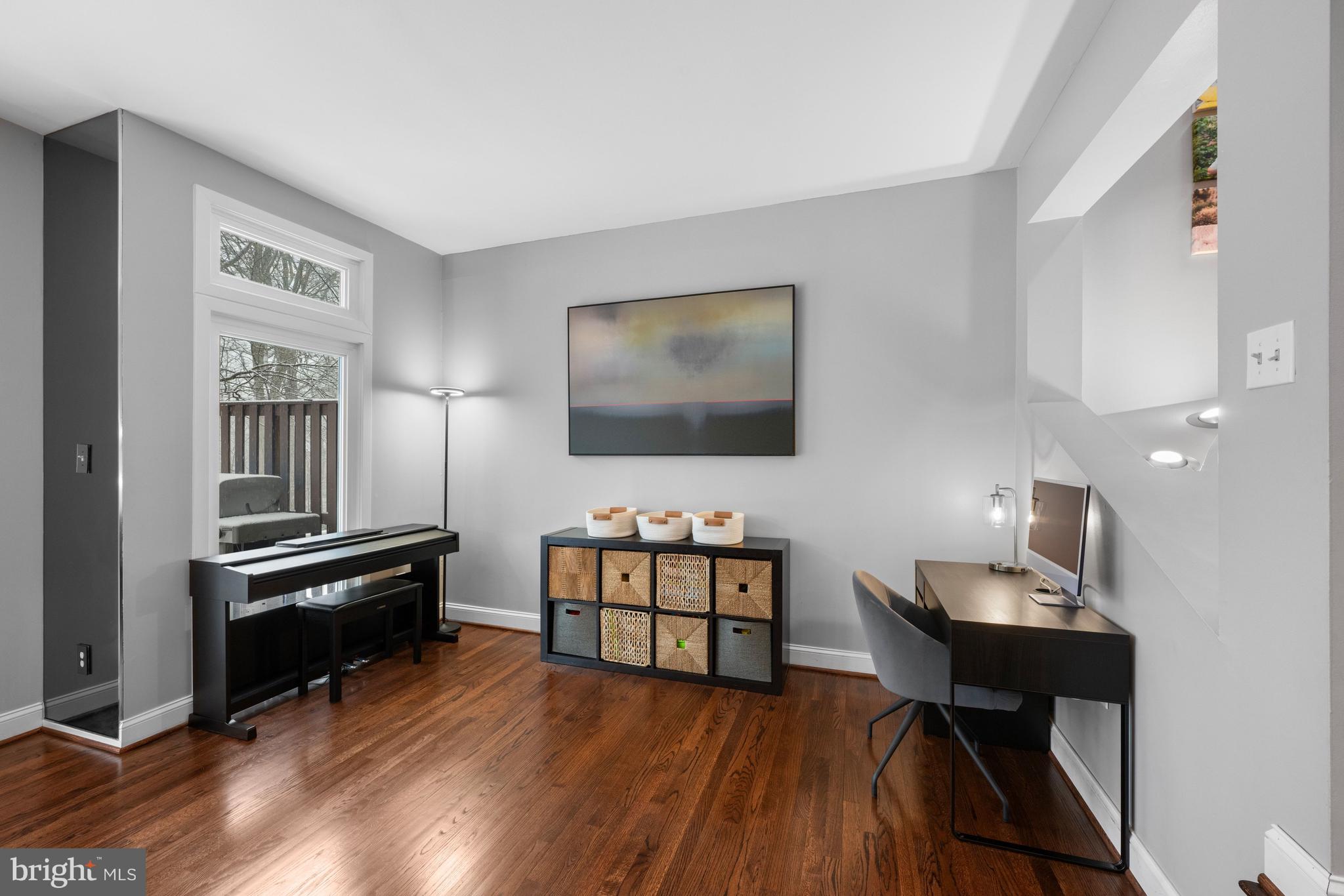 FAWSETT FARMS MANOR - Residential