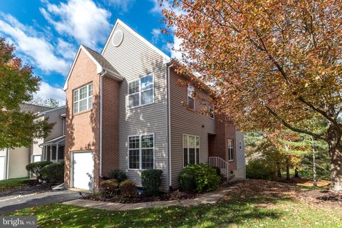 114 BLACKFRIARS CIRCLE DOYLESTOWN PA 18901