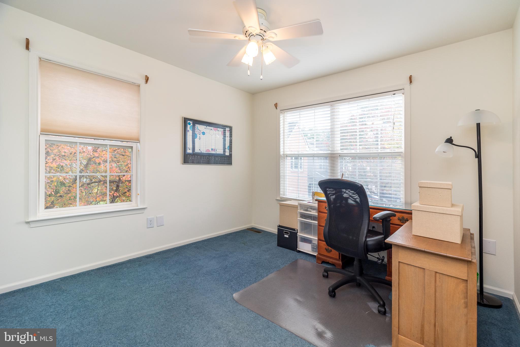 CHARING CROSS - Residential