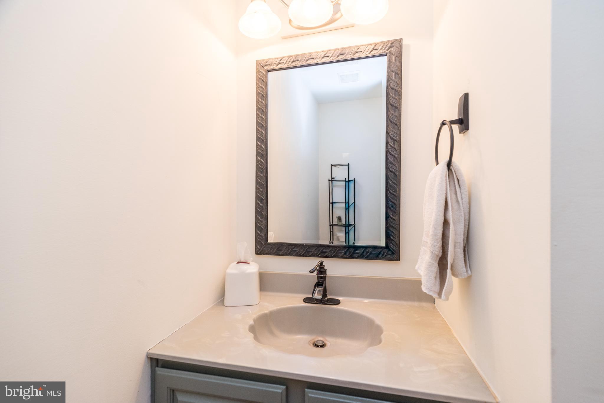 CHARING CROSS - Residential