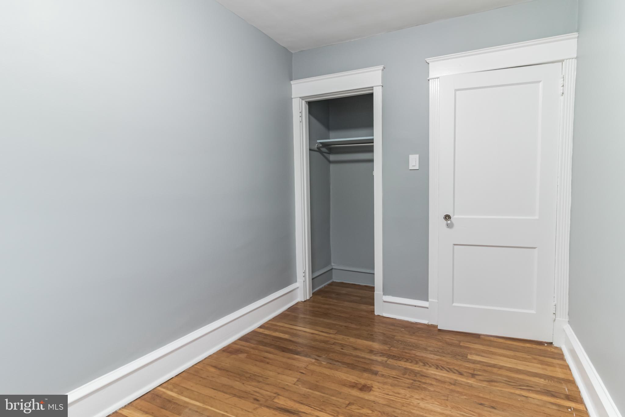 EAST FALLS - Residential Lease