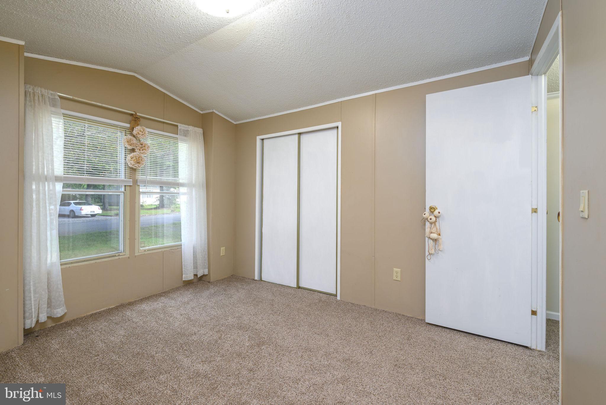 DEER RUN ACRES - Residential