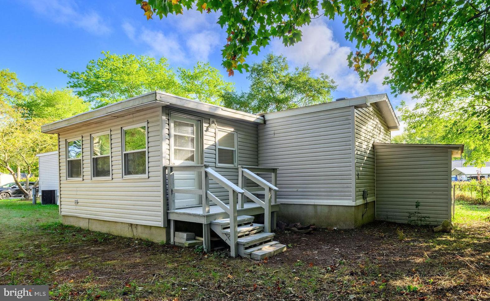 37088 E WHITE TAIL DRIVE