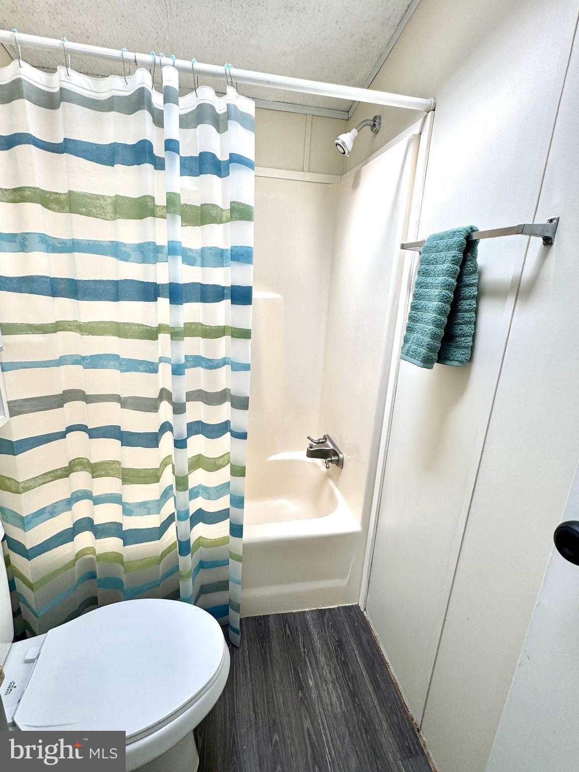 DEER RUN ACRES - Residential