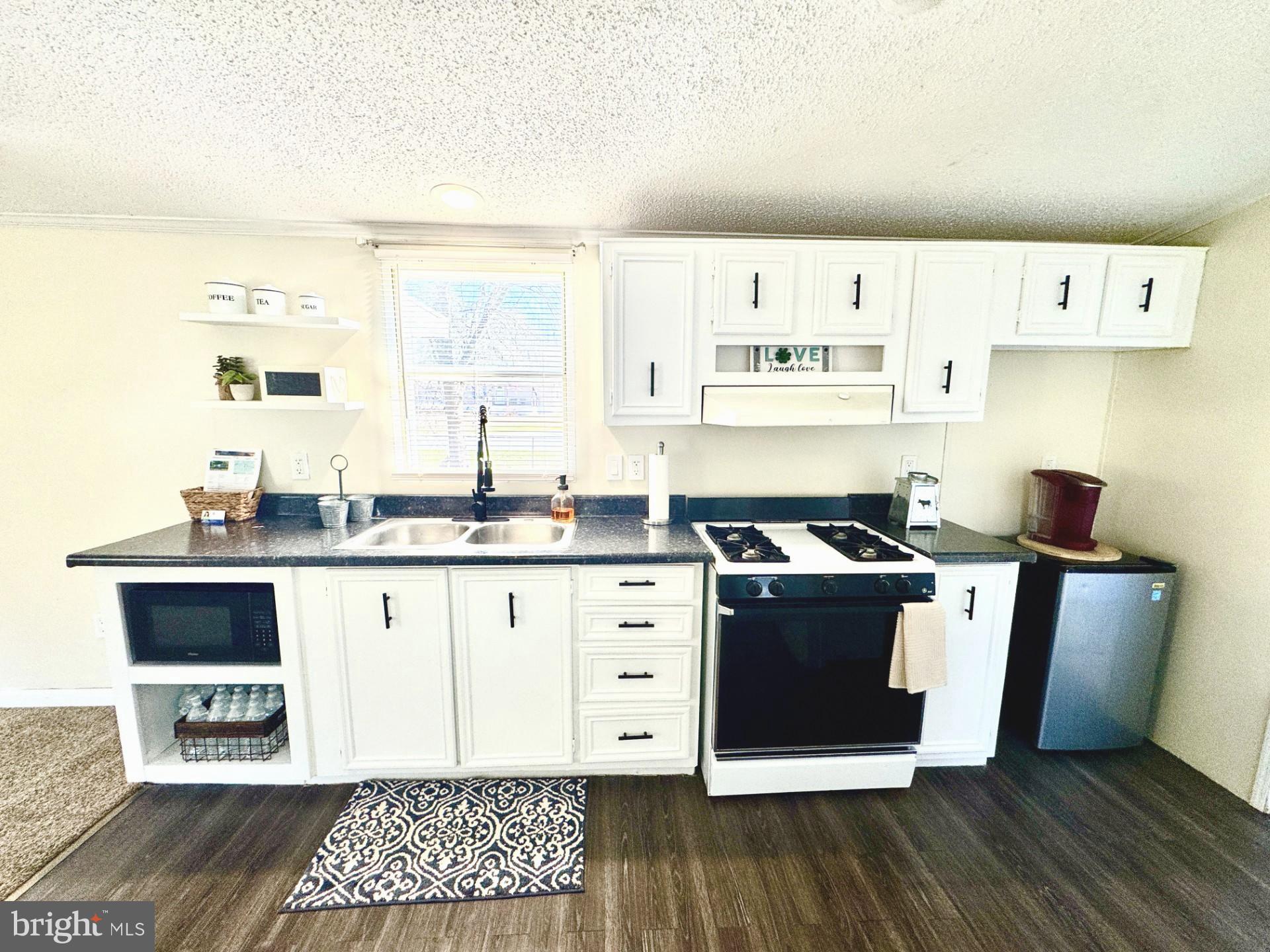 DEER RUN ACRES - Residential