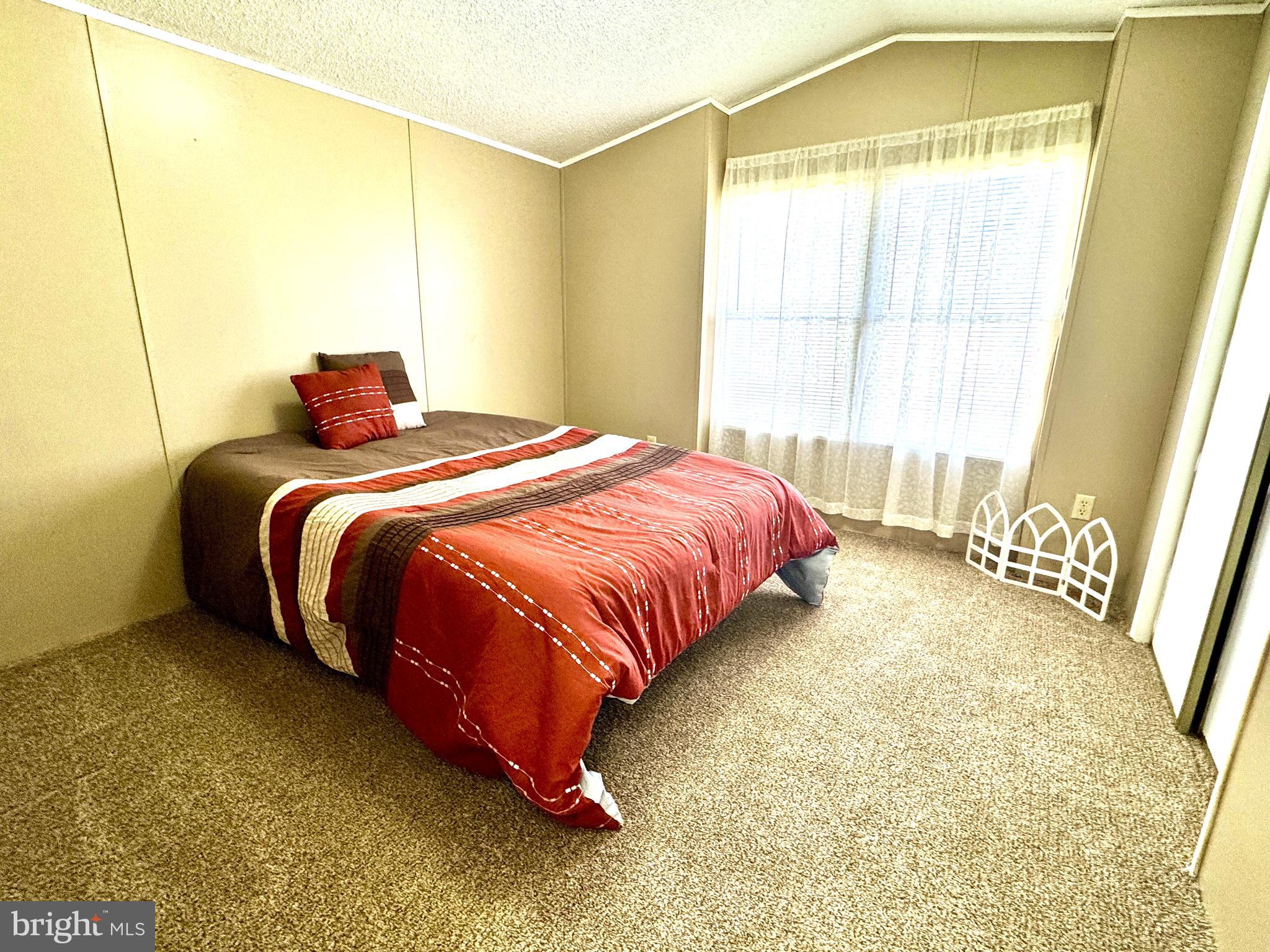 DEER RUN ACRES - Residential