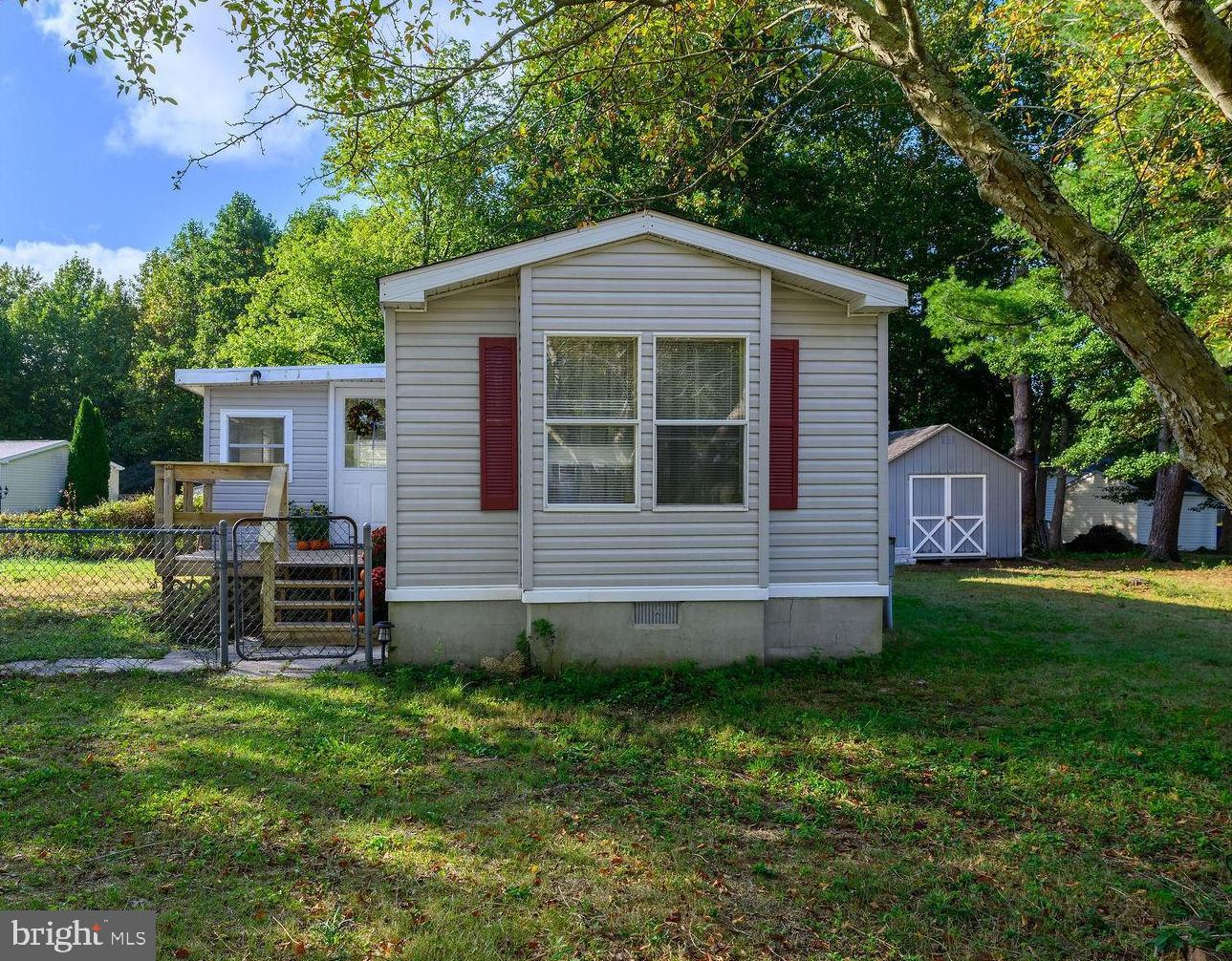 37088 E WHITE TAIL DRIVE