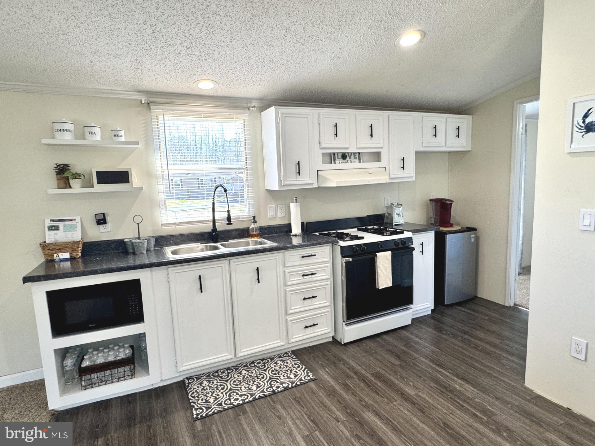 DEER RUN ACRES - Residential