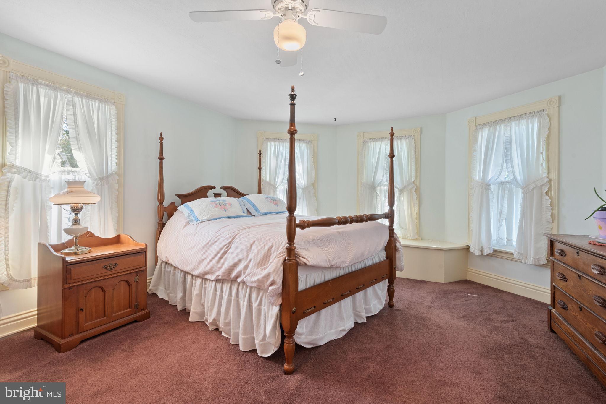 SOUTHWEST CITY - Residential