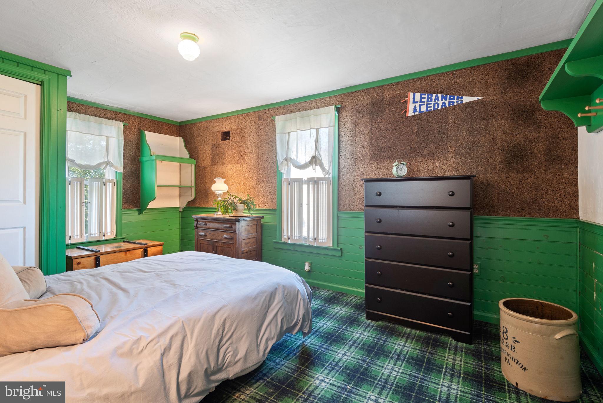 SOUTHWEST CITY - Residential