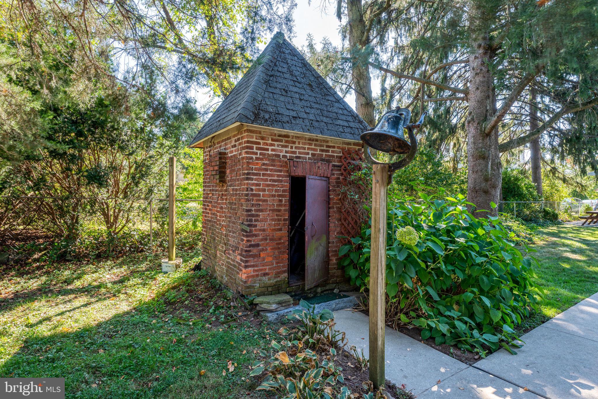 SOUTHWEST CITY - Residential