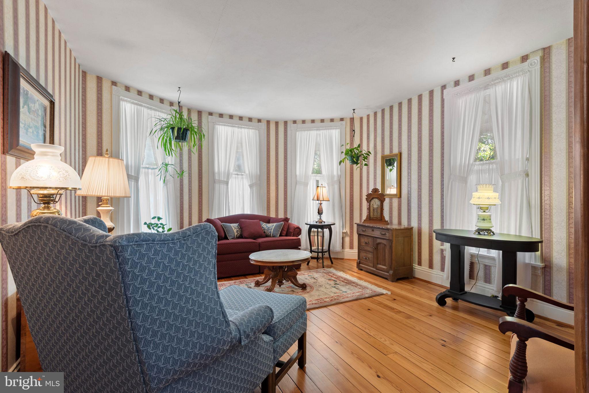 SOUTHWEST CITY - Residential