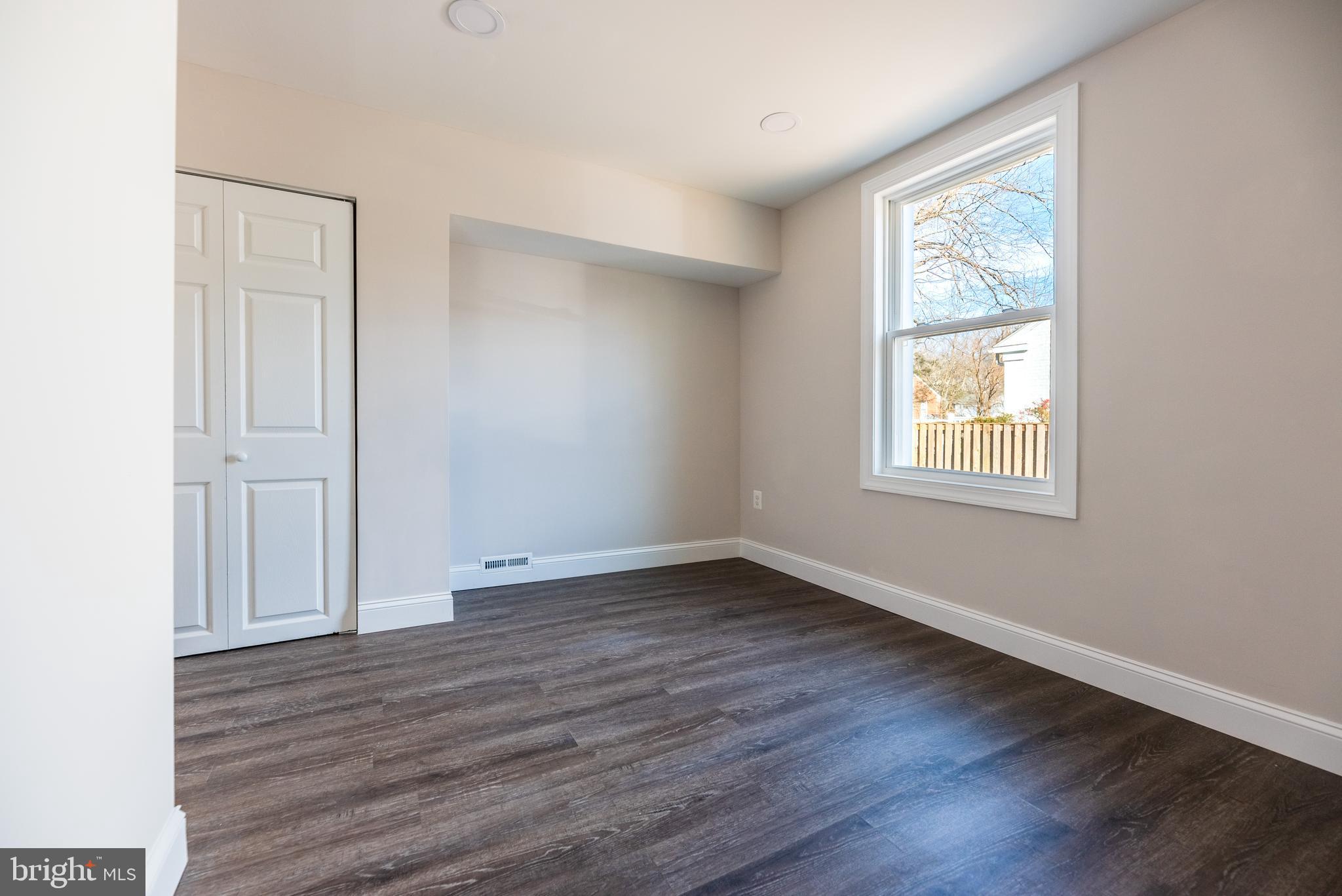 SPRINGFIELD - Residential