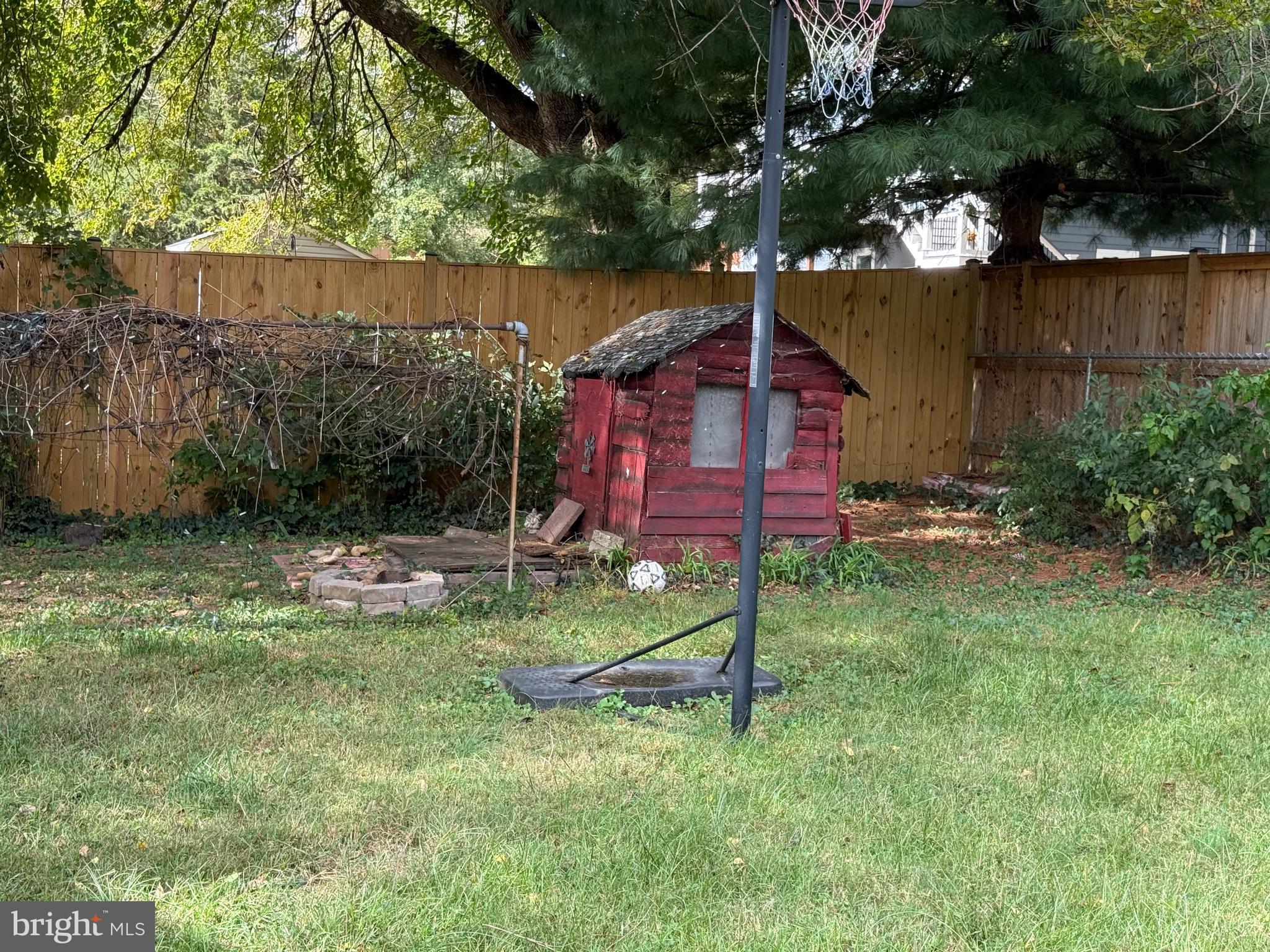 BREN MAR PARK - Residential