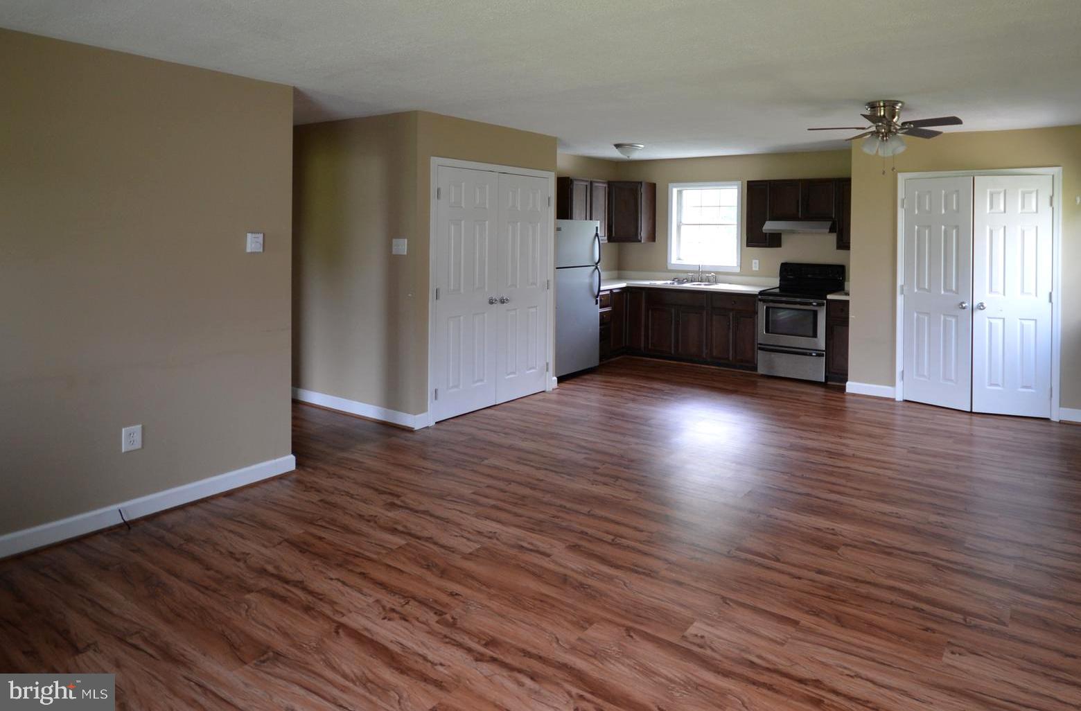 ORCHARD HILLS - Residential Lease