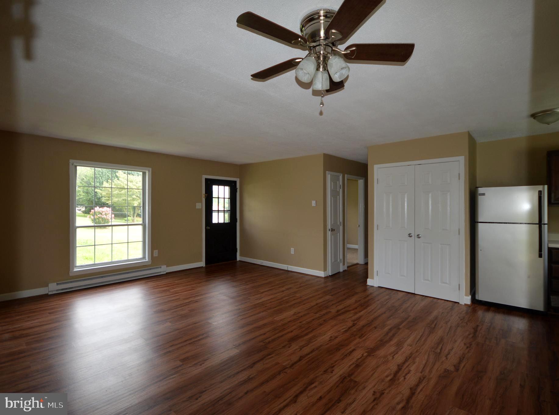 ORCHARD HILLS - Residential Lease