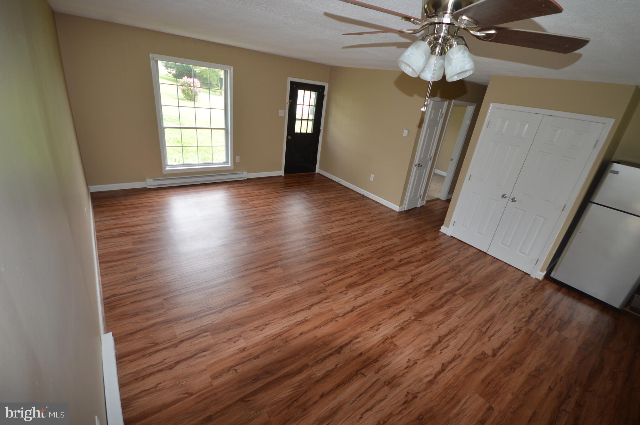 ORCHARD HILLS - Residential Lease