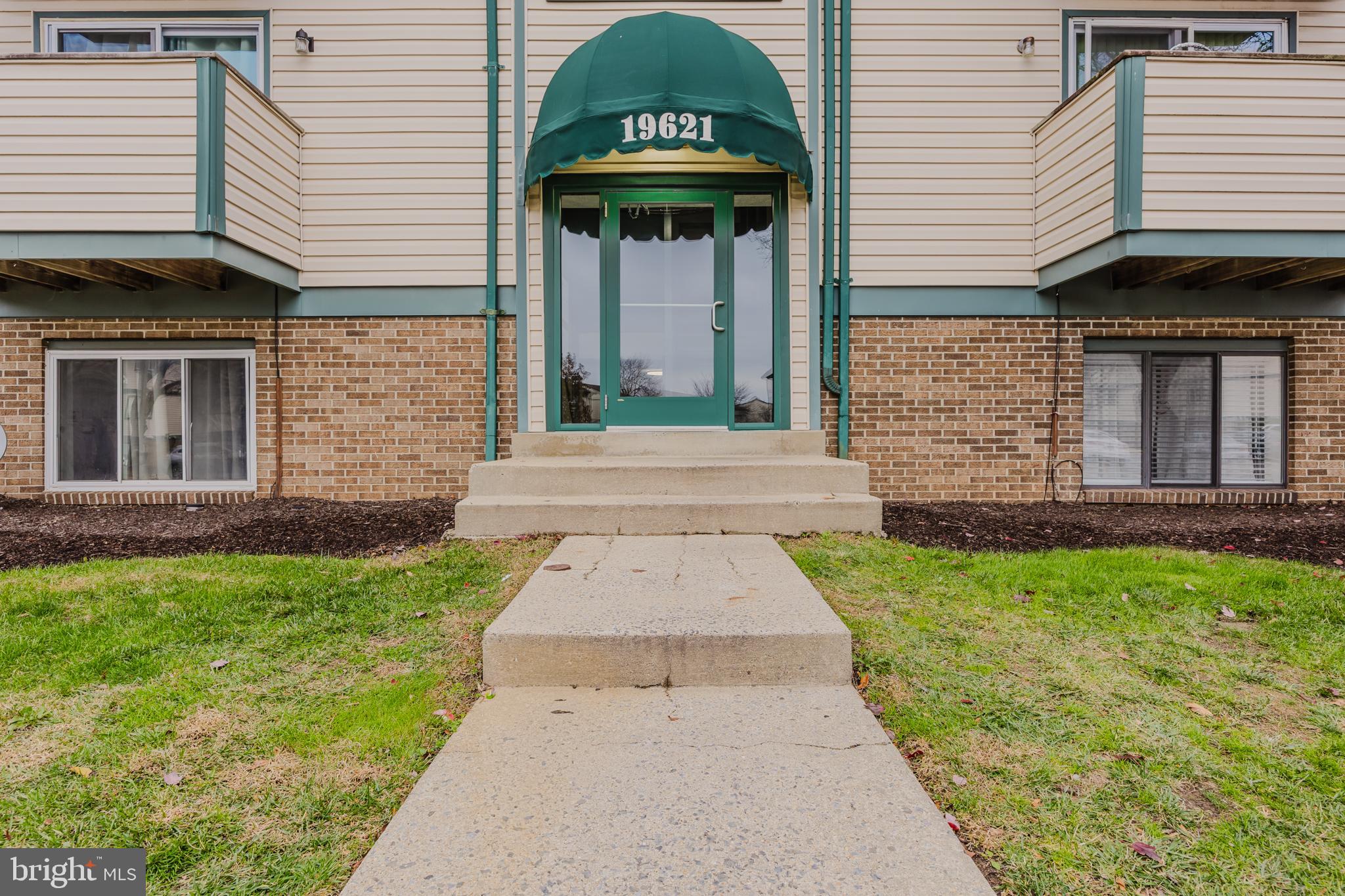 GREENFIELD COMMONS - Residential