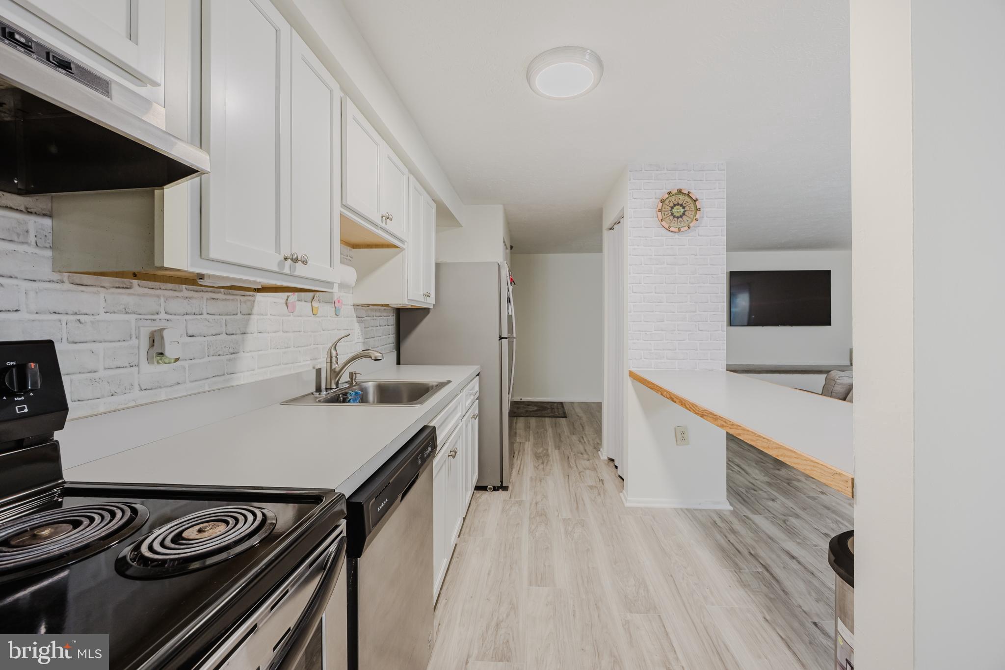 GREENFIELD COMMONS - Residential