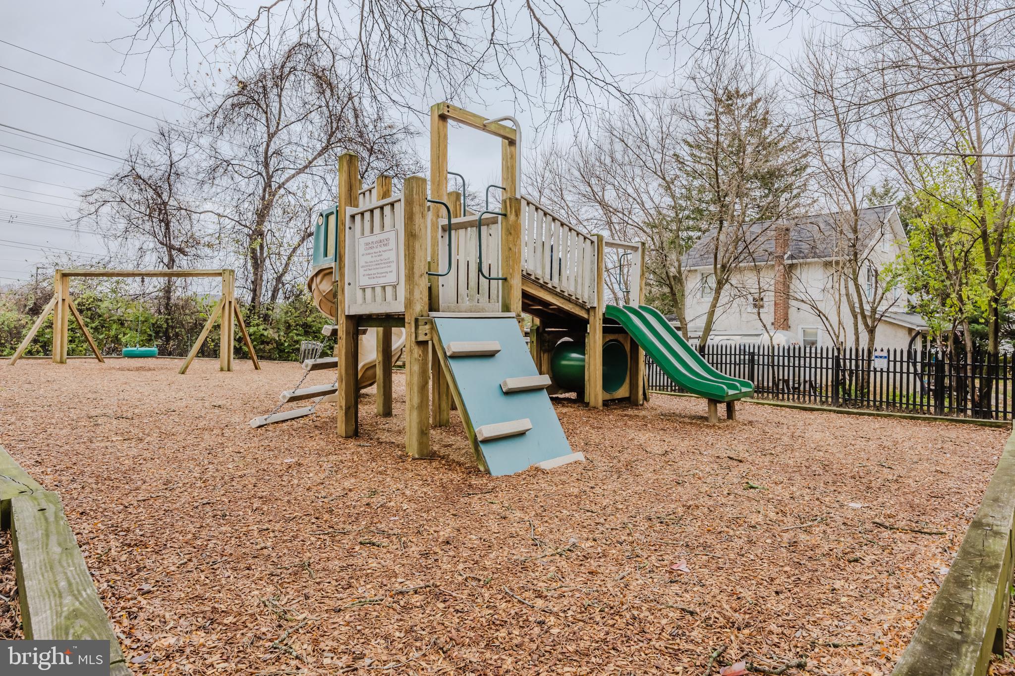 GREENFIELD COMMONS - Residential