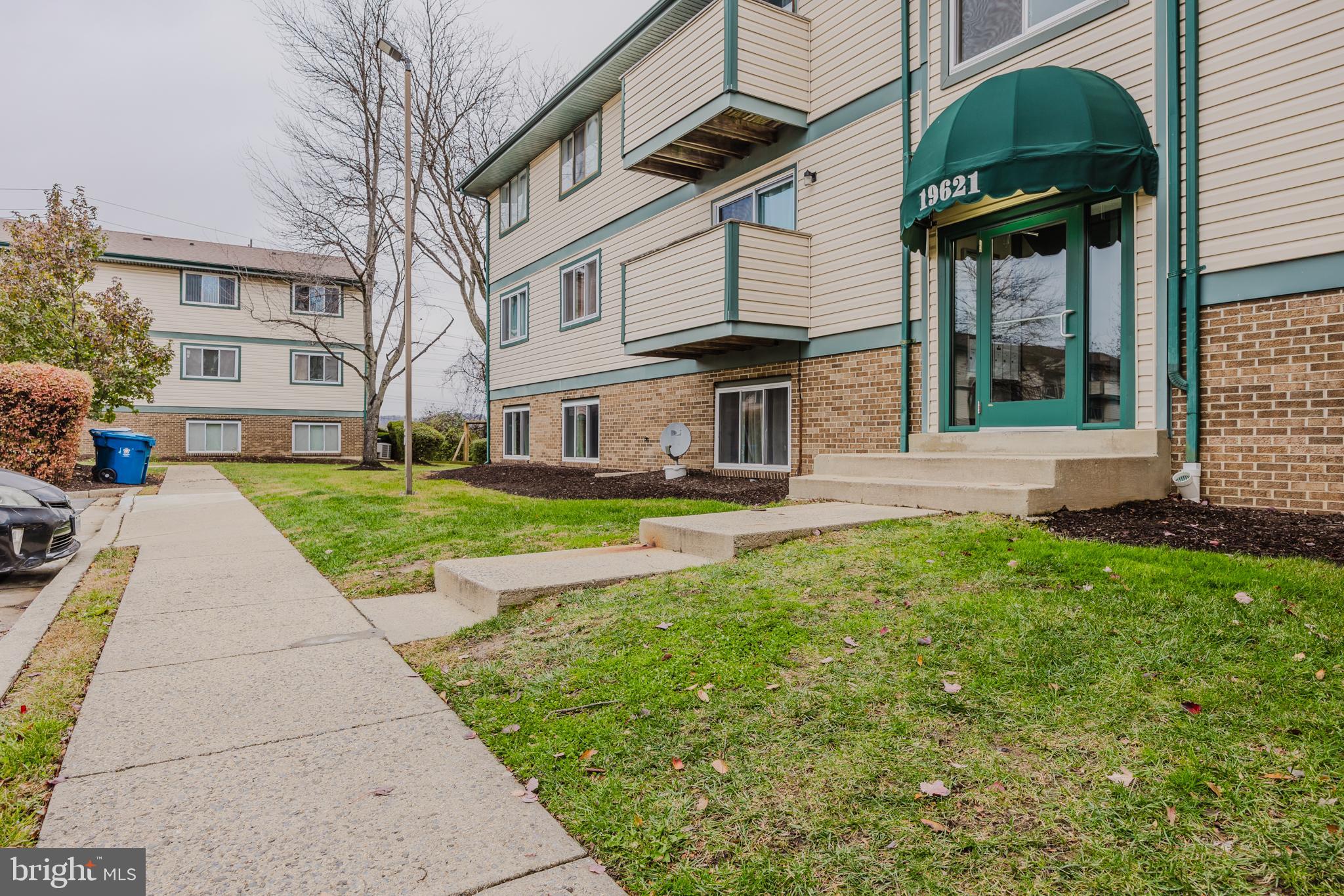 GREENFIELD COMMONS - Residential