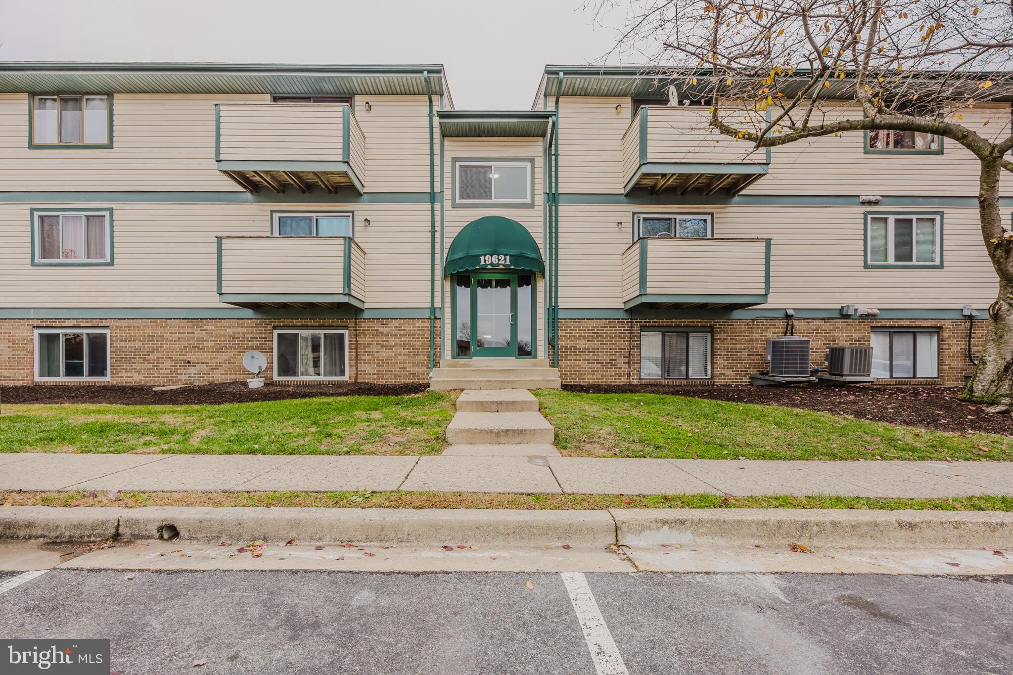 GREENFIELD COMMONS - Residential