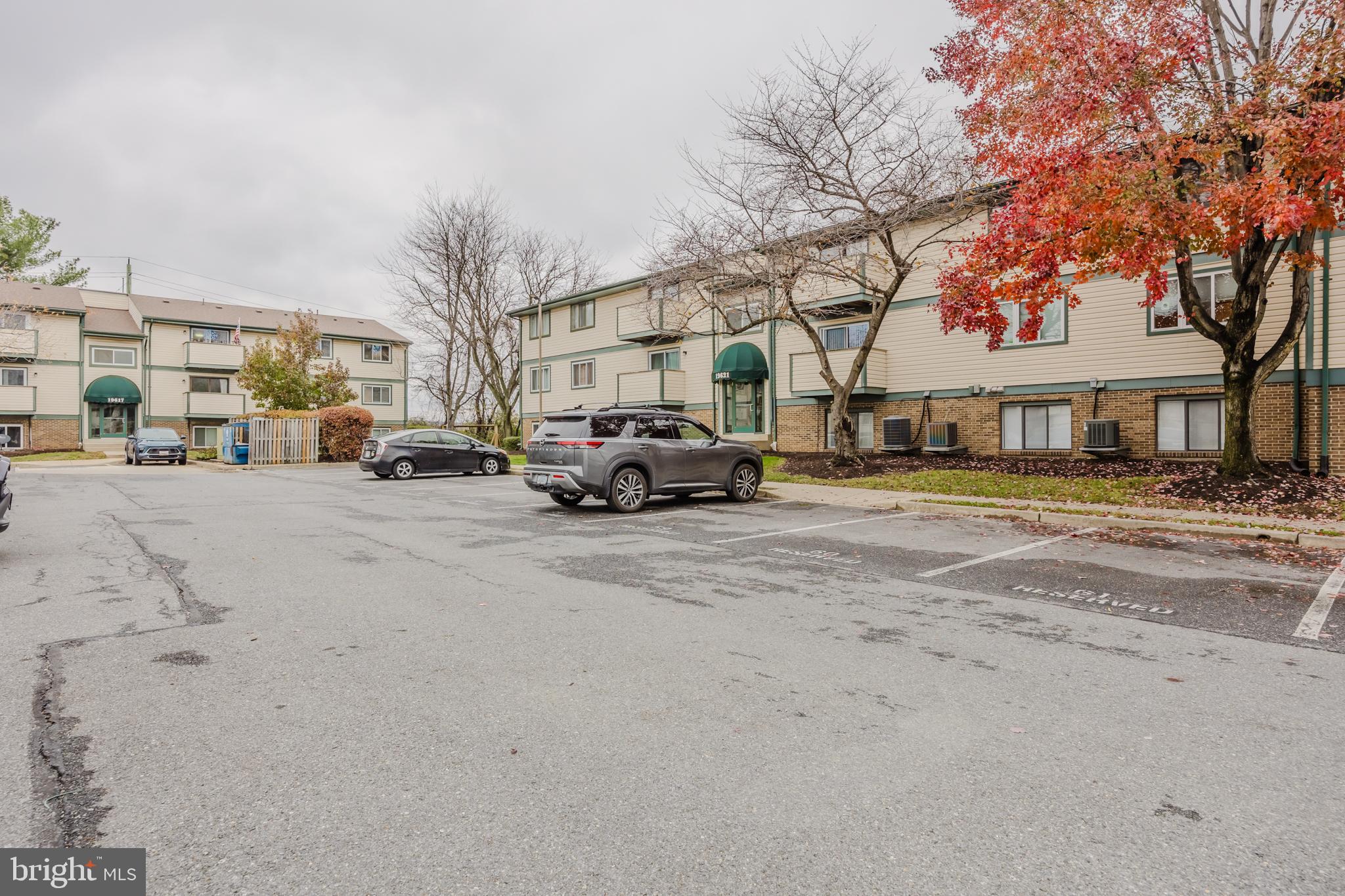 GREENFIELD COMMONS - Residential