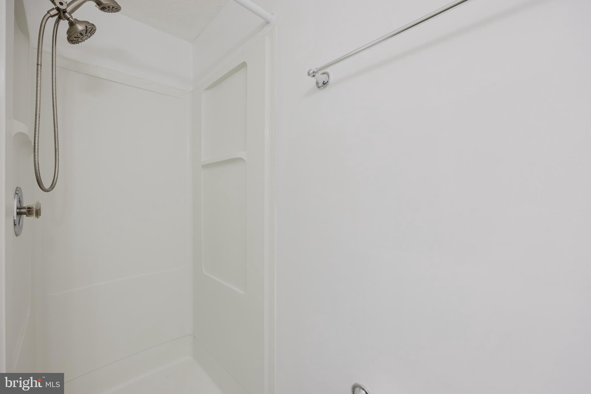 GREENFIELD COMMONS - Residential