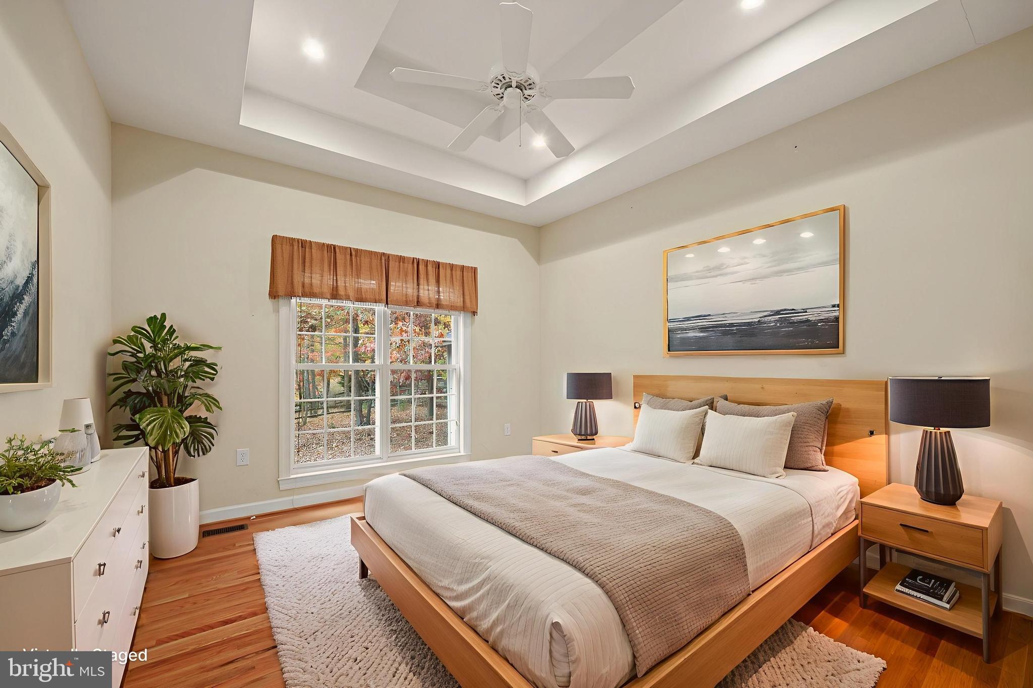 LAKE MONTICELLO - Residential