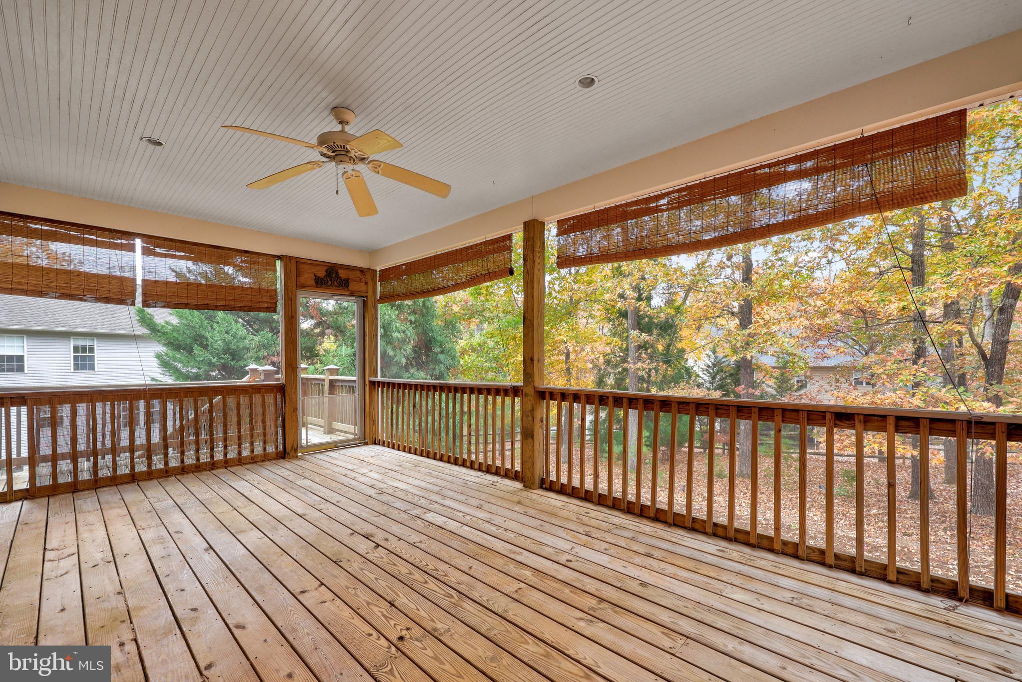 LAKE MONTICELLO - Residential