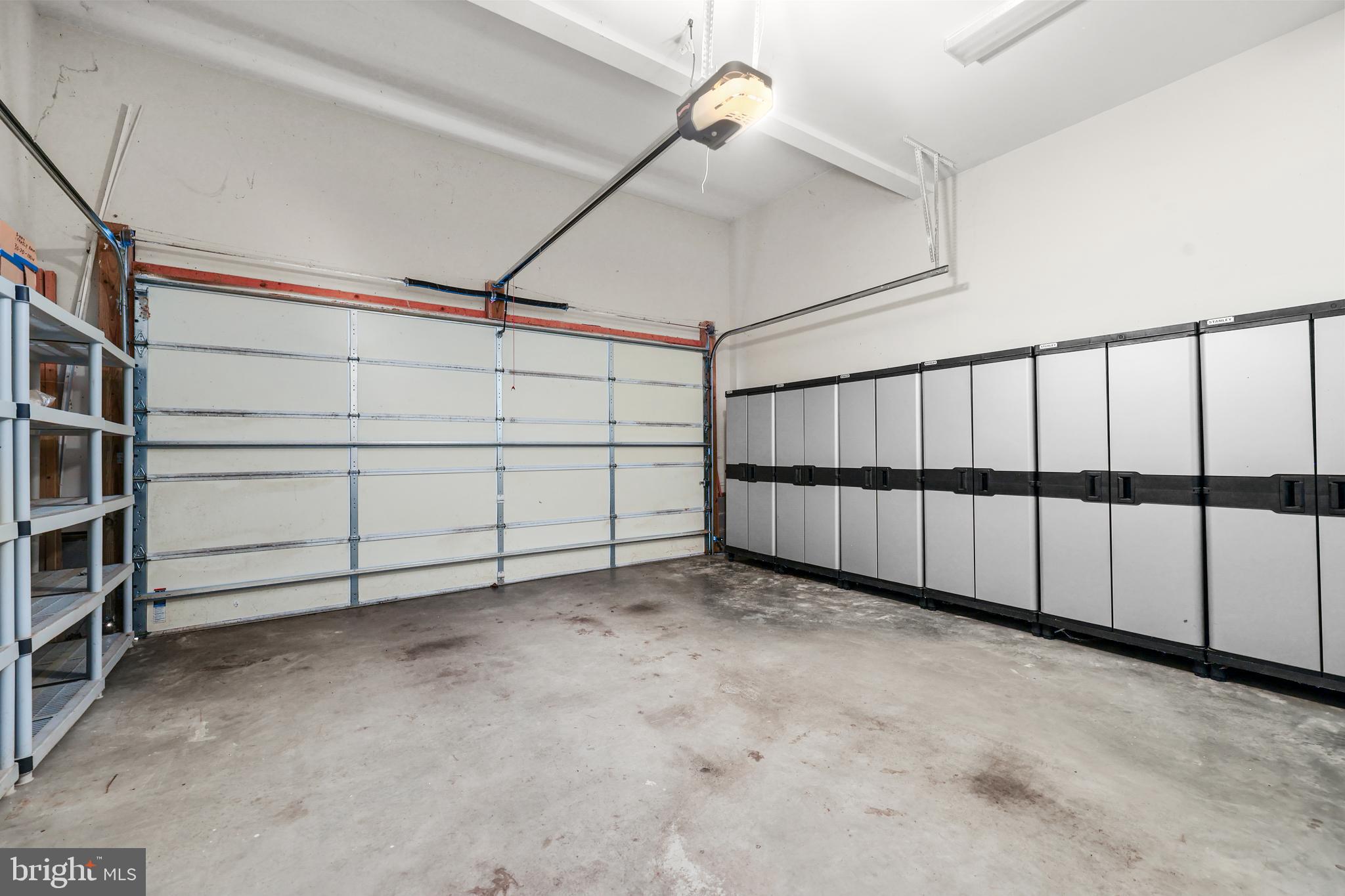 LAKE MONTICELLO - Residential