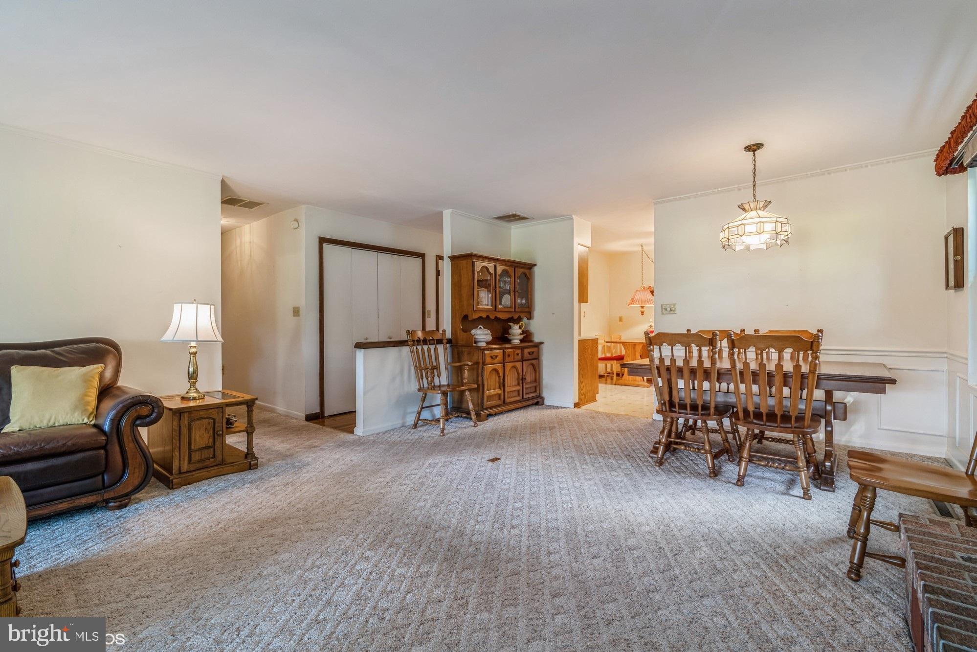 SOUTH CLIFTON - Residential