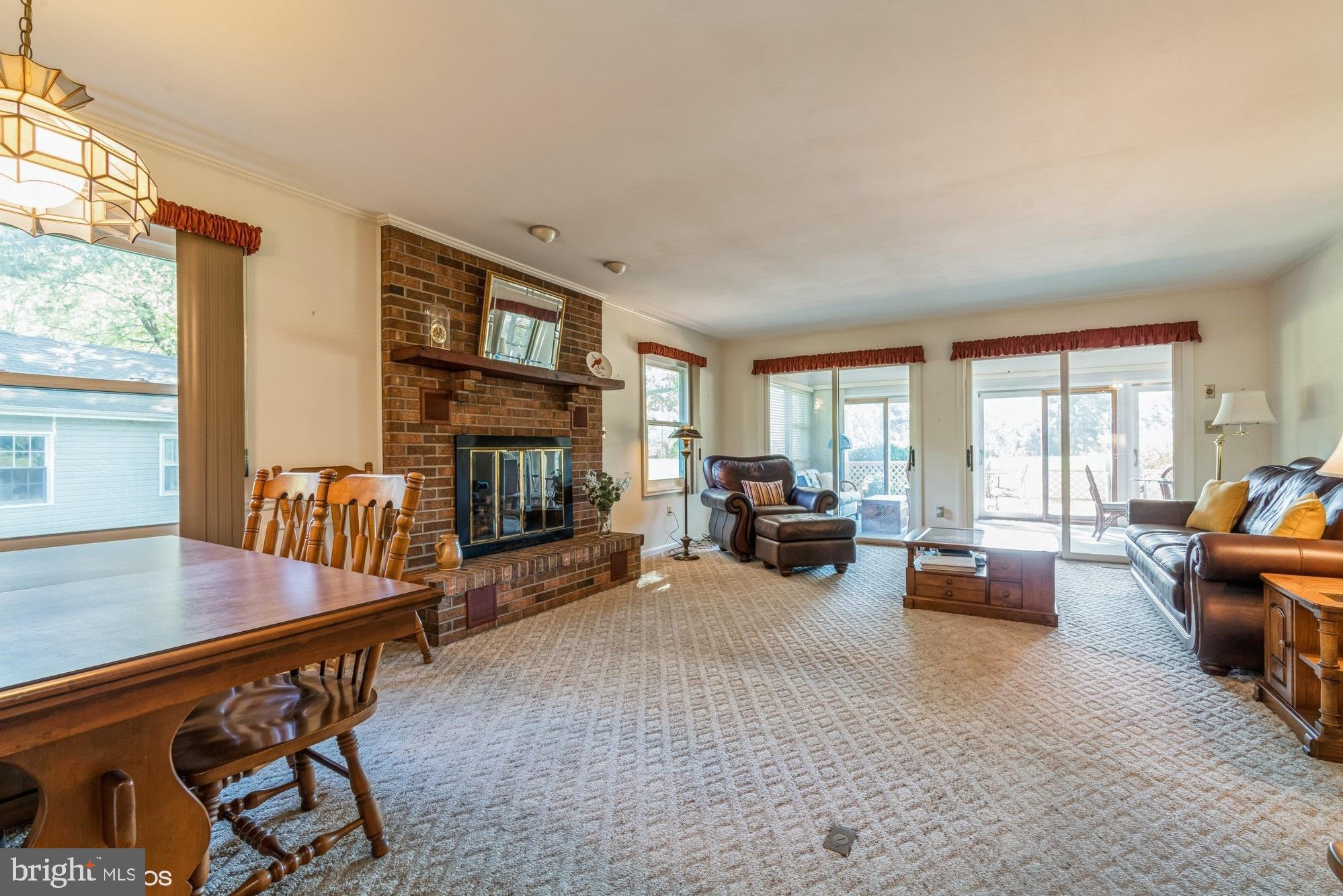 SOUTH CLIFTON - Residential