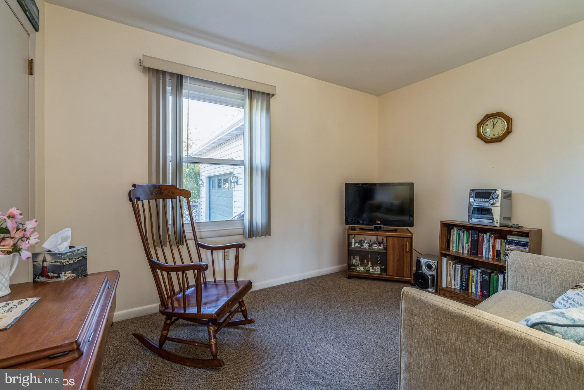 SOUTH CLIFTON - Residential