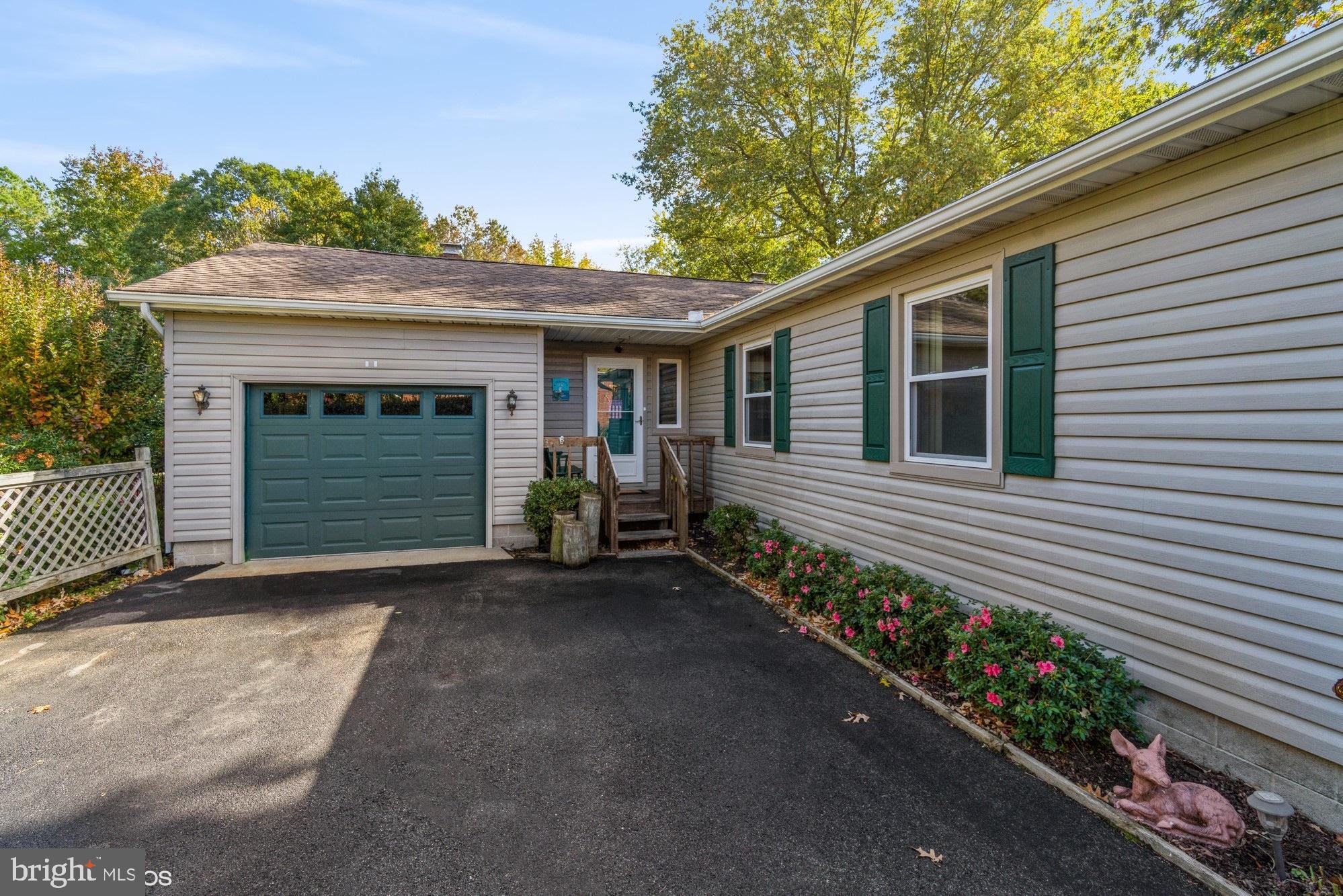 SOUTH CLIFTON - Residential