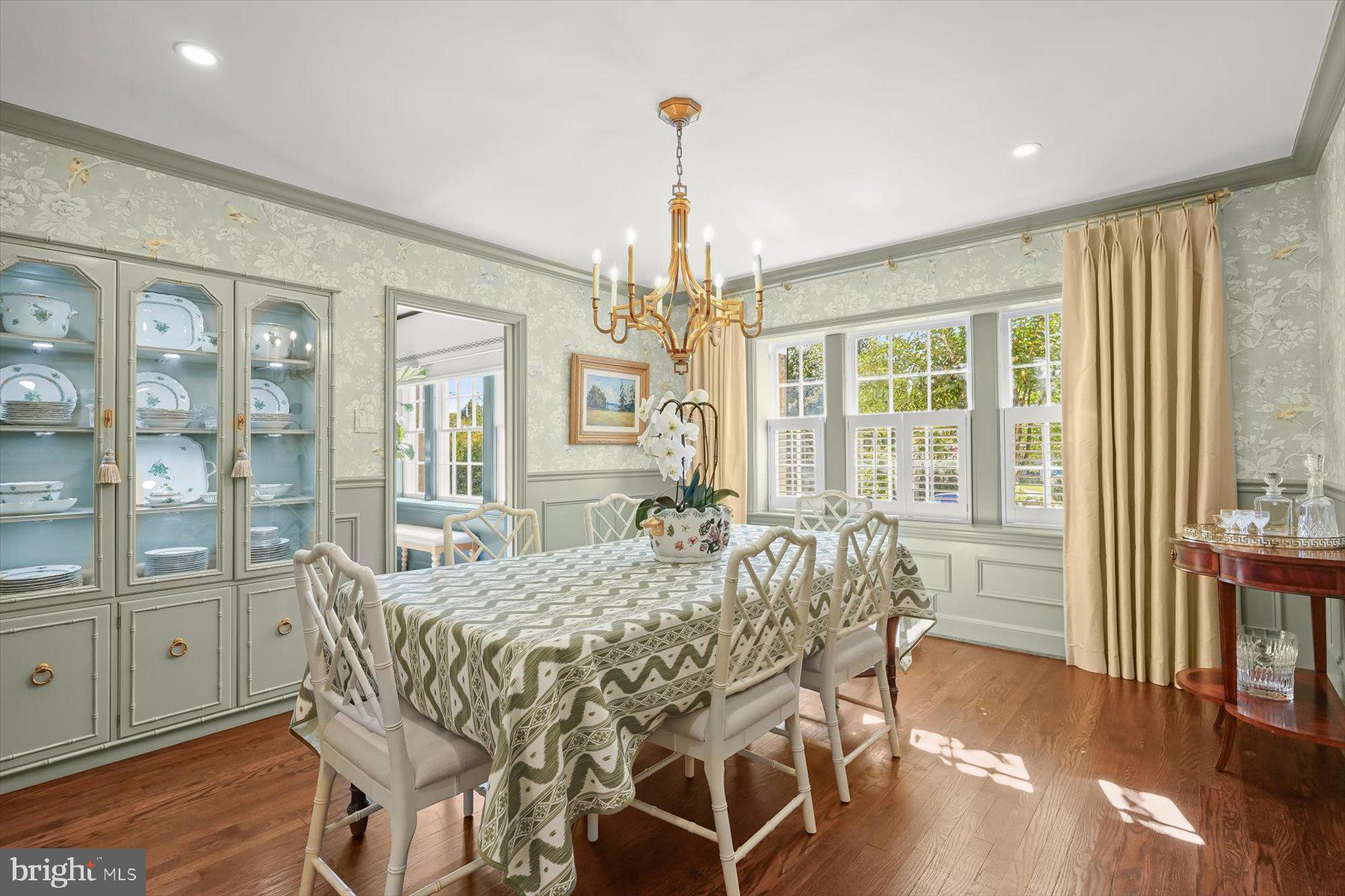 SPRING VALLEY - Residential