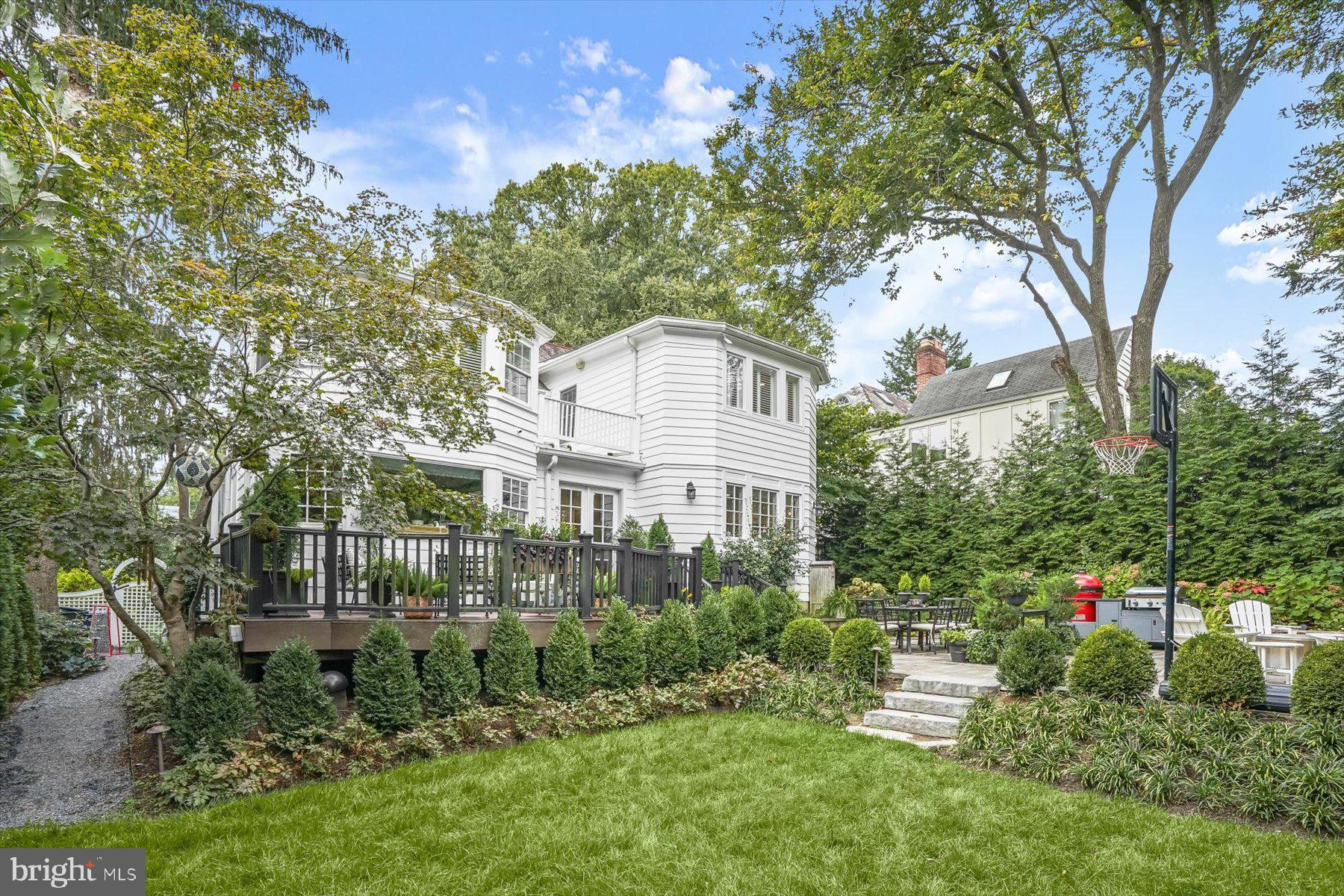 SPRING VALLEY - Residential